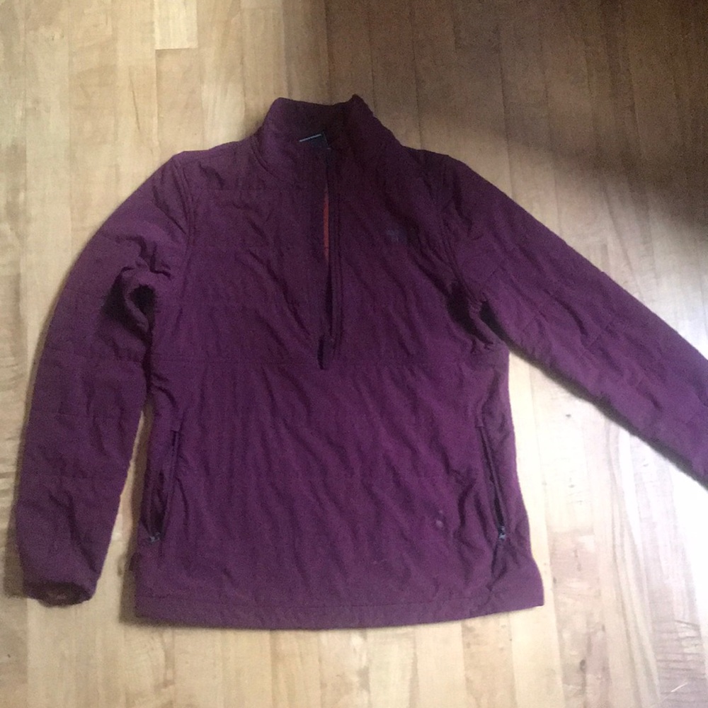North face pullover